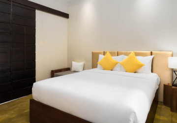 15 Bedroom Hotel  Restaurant Business For Sale- Svay Dangkum, Siem Reap thumbnail