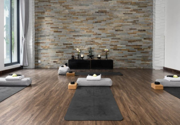 15 Bedroom Hotel  Restaurant Business For Sale- Svay Dangkum, Siem Reap thumbnail