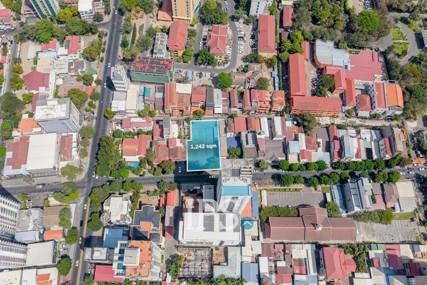 1,242 Sqm Land For Rent - Tonle Bassac, Phnom Penh