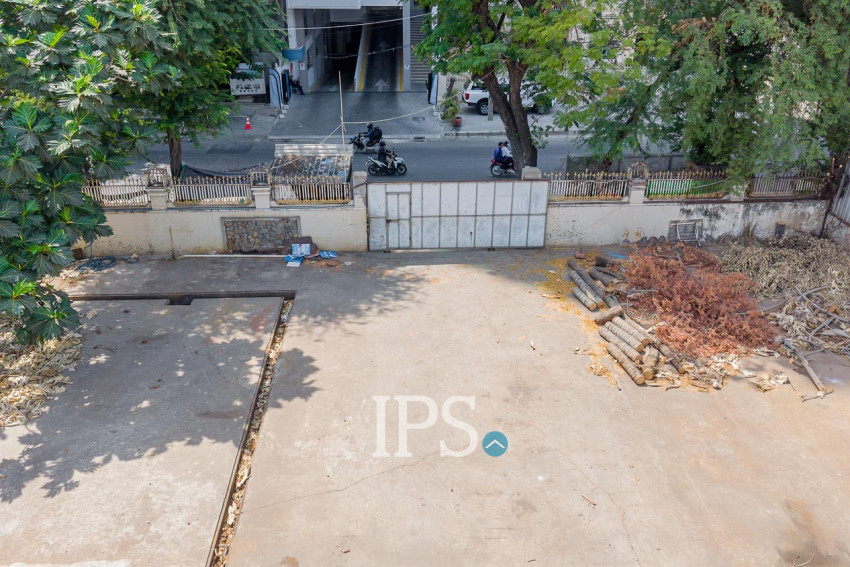 1,242 Sqm Land For Rent - Tonle Bassac, Phnom Penh
