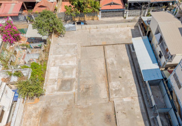 1,242 Sqm Land For Rent - Tonle Bassac, Phnom Penh thumbnail