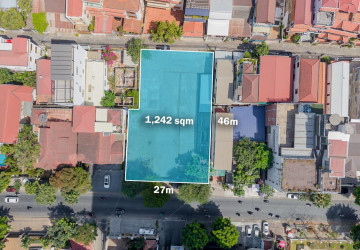 1,242 Sqm Land For Rent - Tonle Bassac, Phnom Penh thumbnail