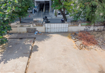 1,242 Sqm Land For Rent - Tonle Bassac, Phnom Penh thumbnail