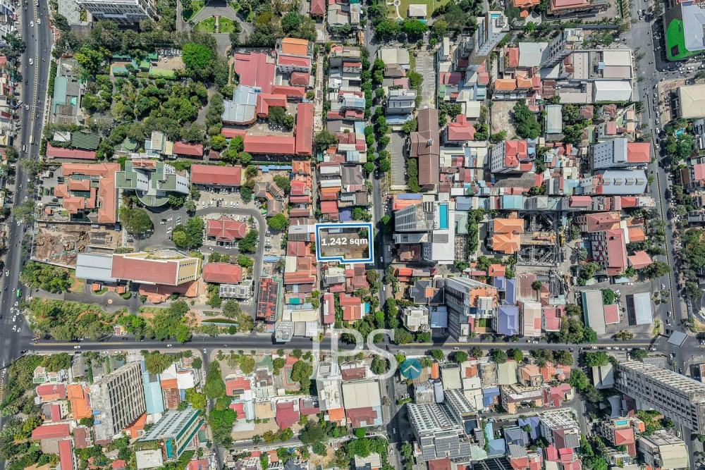 1,242 Sqm Land For Rent - Tonle Bassac, Phnom Penh - Image 6 1,242 Sqm Land For Rent - Tonle Bassac, Phnom Penh - Image 6