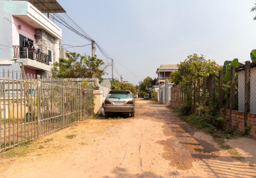 4 Bedroom House For Rent - Slor Kram, Siem Reap thumbnail