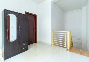 4 Bedroom House For Rent - Slor Kram, Siem Reap thumbnail