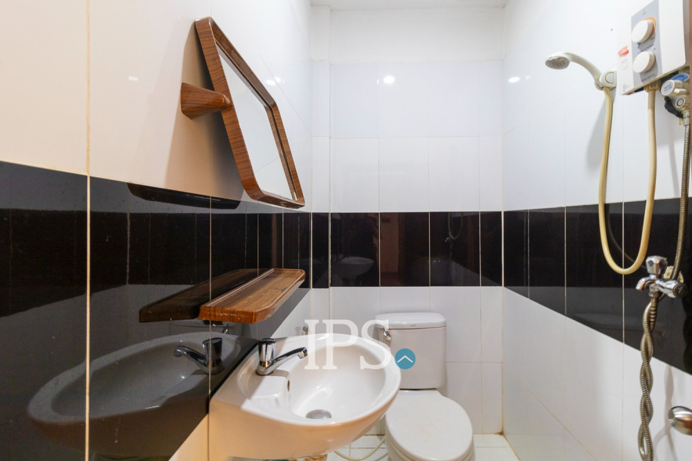 4 Bedroom House For Rent - Slor Kram, Siem Reap - Image 12