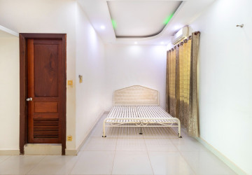 4 Bedroom House For Rent - Slor Kram, Siem Reap thumbnail