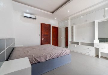 2 Bedroom Flat For Rent - Sala Kamreuk, Siem Reap thumbnail