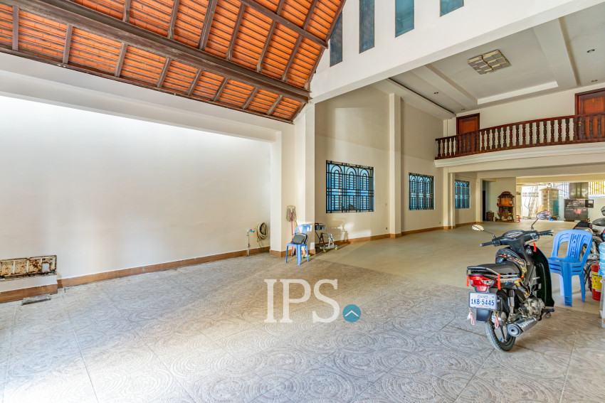 3,366 Sqm Commercial Building For Rent - BKK2, Phnom Penh