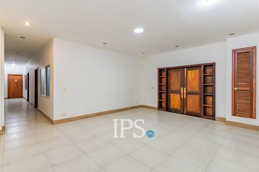3,366 Sqm Commercial Building For Rent - BKK2, Phnom Penh