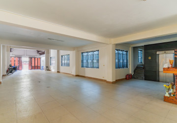 3,366 Sqm Commercial Building For Rent - BKK2, Phnom Penh thumbnail