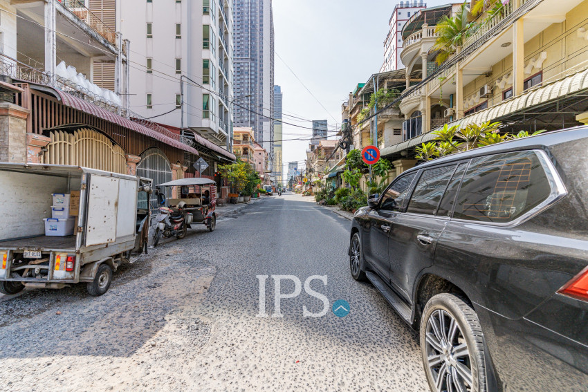 3,366 Sqm Commercial Building For Rent - BKK2, Phnom Penh