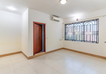 3,366 Sqm Commercial Building For Rent - BKK2, Phnom Penh thumbnail