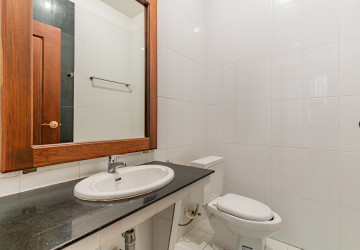 3,366 Sqm Commercial Building For Rent - BKK2, Phnom Penh thumbnail