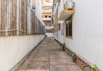 5 Bedroom Commercial Villa For Rent - Mittapheap, Phnom Penh thumbnail