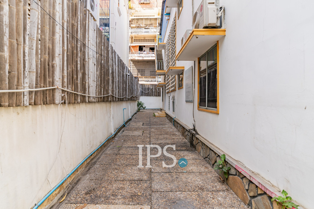 5 Bedroom Commercial Villa For Rent - Mittapheap, Phnom Penh - Image 34