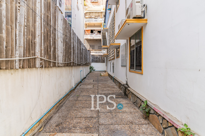 5 Bedroom Commercial Villa For Rent - Mittapheap, Phnom Penh