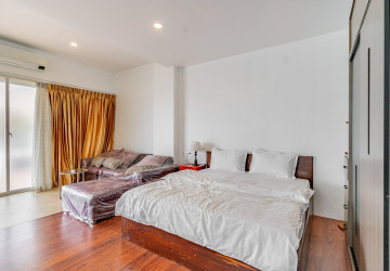 65 Sqm Studio Serviced Apartment - Toul Tum Poung 1, Phnom Penh thumbnail