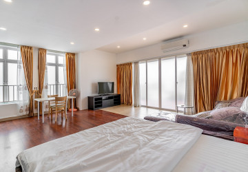 65 Sqm Studio Serviced Apartment - Toul Tum Poung 1, Phnom Penh thumbnail