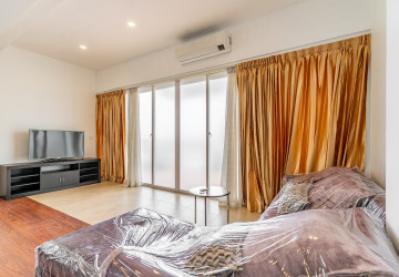 65 Sqm Studio Serviced Apartment - Toul Tum Poung 1, Phnom Penh thumbnail