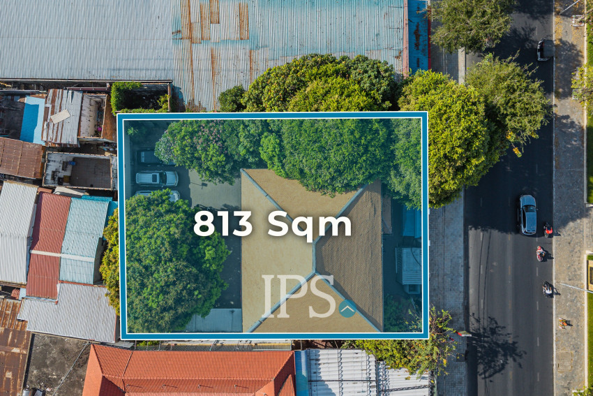 5 Bedroom Commercial Villa For Rent - Srah Chork, Phnom Penh