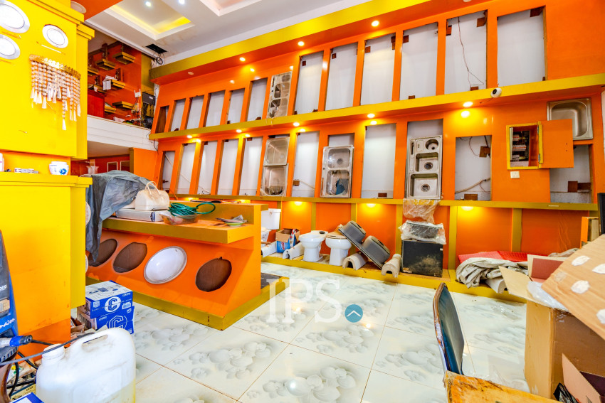 16 Bedroom Shophouse For Rent - Chreav, Siem Reap