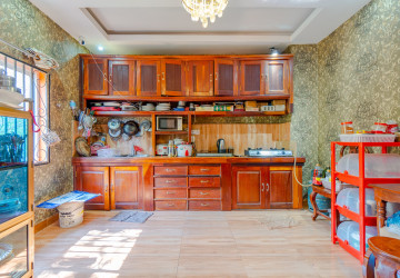 16 Bedroom Shophouse For Rent - Chreav, Siem Reap thumbnail