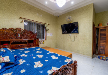 16 Bedroom Shophouse For Rent - Chreav, Siem Reap thumbnail