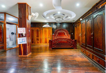 16 Bedroom Shophouse For Rent - Chreav, Siem Reap thumbnail