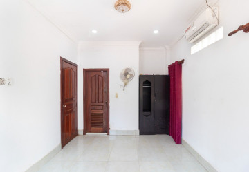 2 Bedroom Shop House  For Rent - Sala Kamreuk, Siem Reap thumbnail