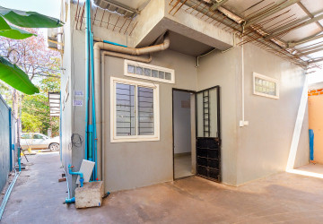 2 Bedroom Shop House  For Rent - Sala Kamreuk, Siem Reap thumbnail