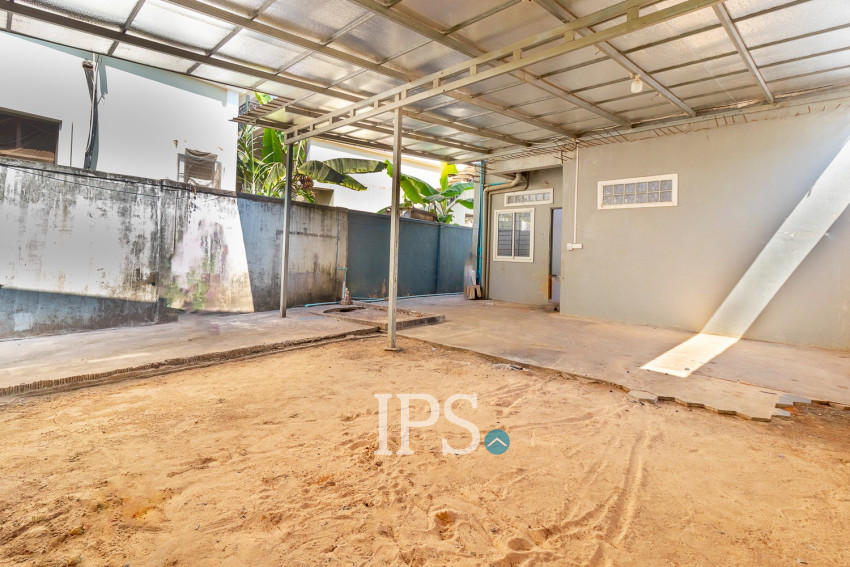 2 Bedroom Shop House  For Rent - Sala Kamreuk, Siem Reap