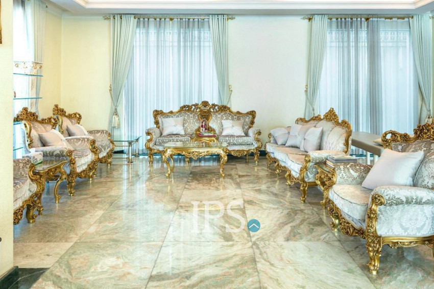 3 Commercial Villa For Rent - Beoung Raing, Phnom Penh