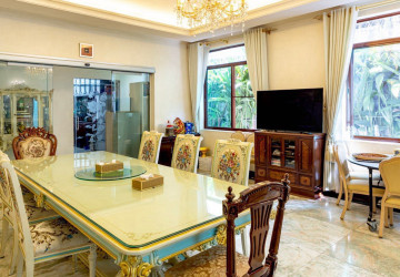 3 Commercial Villa For Rent - Beoung Raing, Phnom Penh thumbnail