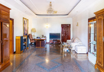 3 Commercial Villa For Rent - Beoung Raing, Phnom Penh thumbnail