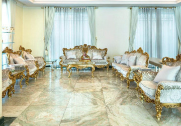 3 Commercial Villa For Rent - Beoung Raing, Phnom Penh thumbnail