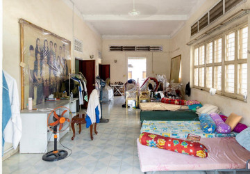 3 Commercial Villa For Rent - Beoung Raing, Phnom Penh thumbnail