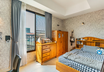 11 Bedroom Building For Sale - Teuk Thla, Phnom Penh thumbnail