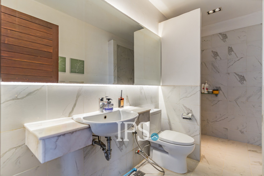 11 Bedroom Building For Sale - Teuk Thla, Phnom Penh