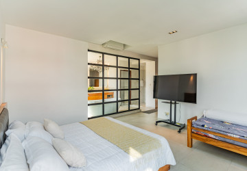 11 Bedroom Building For Sale - Teuk Thla, Phnom Penh thumbnail