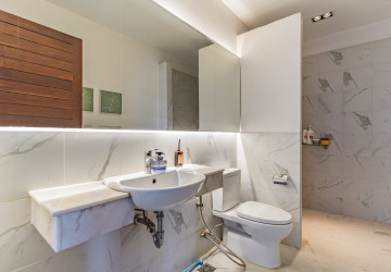 11 Bedroom Building For Sale - Teuk Thla, Phnom Penh thumbnail