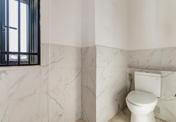 11 Bedroom Building For Sale - Teuk Thla, Phnom Penh thumbnail