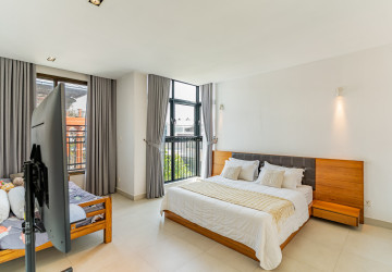 11 Bedroom Building For Sale - Teuk Thla, Phnom Penh thumbnail