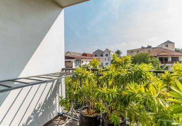 11 Bedroom Building For Sale - Teuk Thla, Phnom Penh thumbnail