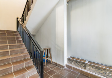 11 Bedroom Building For Sale - Teuk Thla, Phnom Penh thumbnail