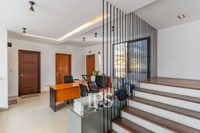 11 Bedroom Building For Sale - Teuk Thla, Phnom Penh