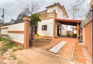 4 Bedroom House For Rent - Sambour, Siem Reap thumbnail