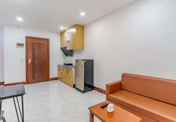 1 Bedroom Serviced Apartment For Rent - Toul Tum Poung 1, Phnom Penh thumbnail