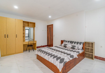1 Bedroom Serviced Apartment For Rent - Toul Tum Poung 1, Phnom Penh thumbnail